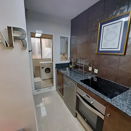 Modern 2 Bedroom Corner Unit In The Heart Of Alicante Exterior foto
