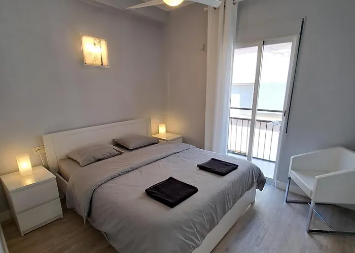Modern 2 Bedroom Corner Unit In The Heart Of Alicante